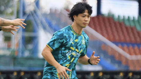  Thở phào với Công Phượng